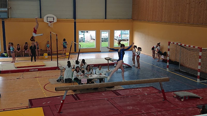 Centre sportif Léo Lagrange