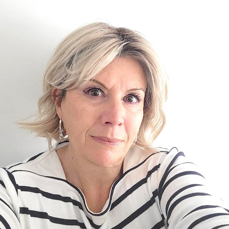 Isabelle Robert - Coach & Énergéticienne pour Femmes à Pornichet et en Visio