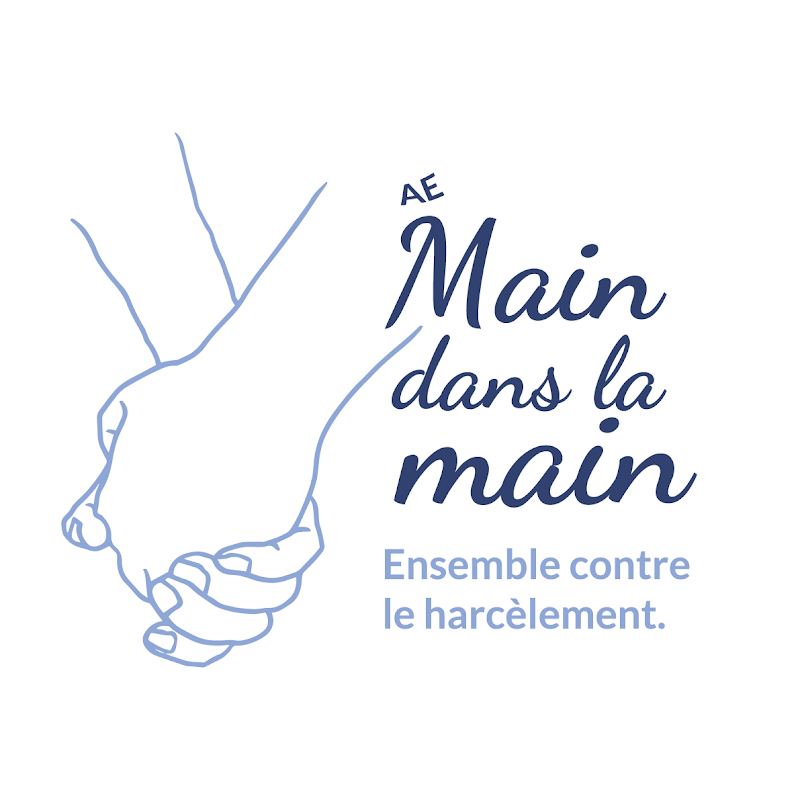 AE main dans la main