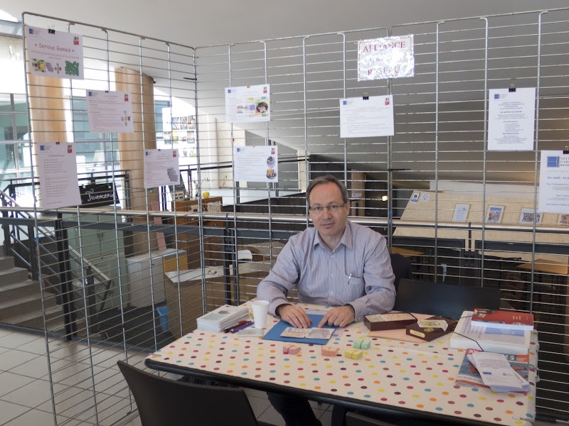 Au Bureau des Guides