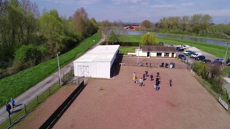 RACQUINGHEM CLUB CANIN