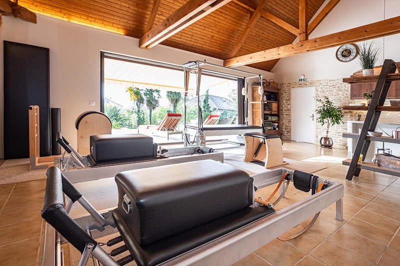 m.t_pilates (Marion Tanet)