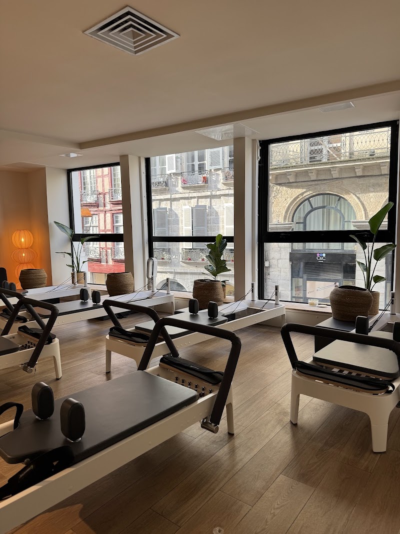 BAREFOOT REFORMER BAYONNE
