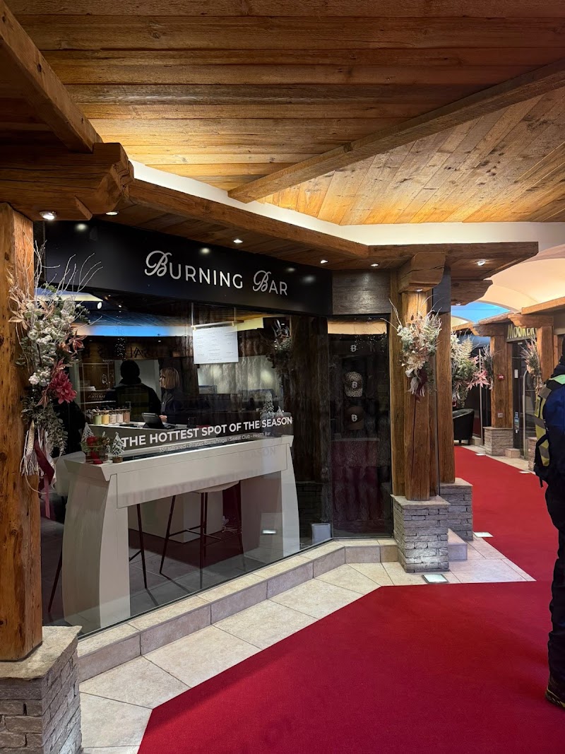 Burning Bar Courchevel - Hot Pilates Studio