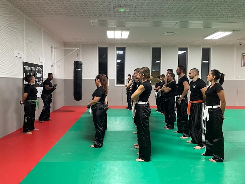 AMERICAN FULL FIGHTING BONS EN CHABLAIS