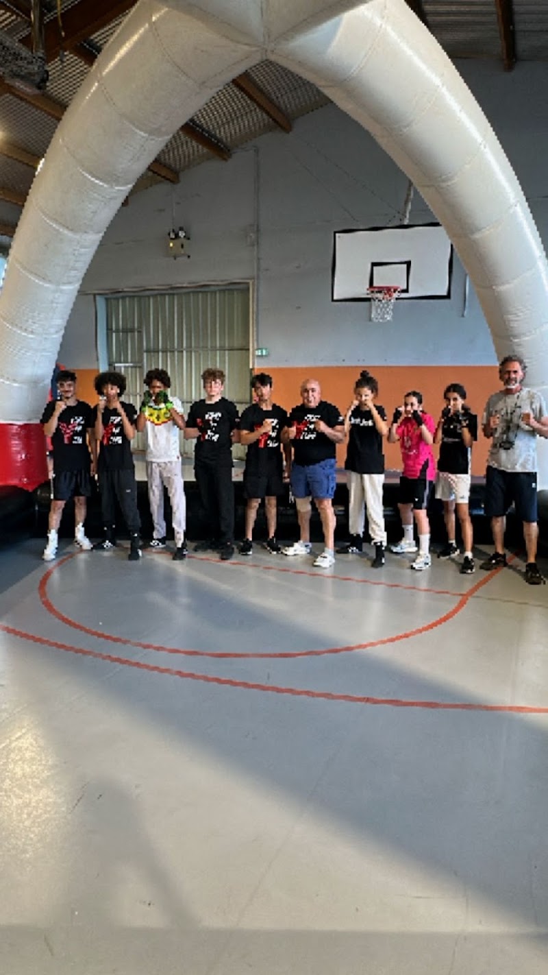 Y FIGHT FIT CLUB Carmaux