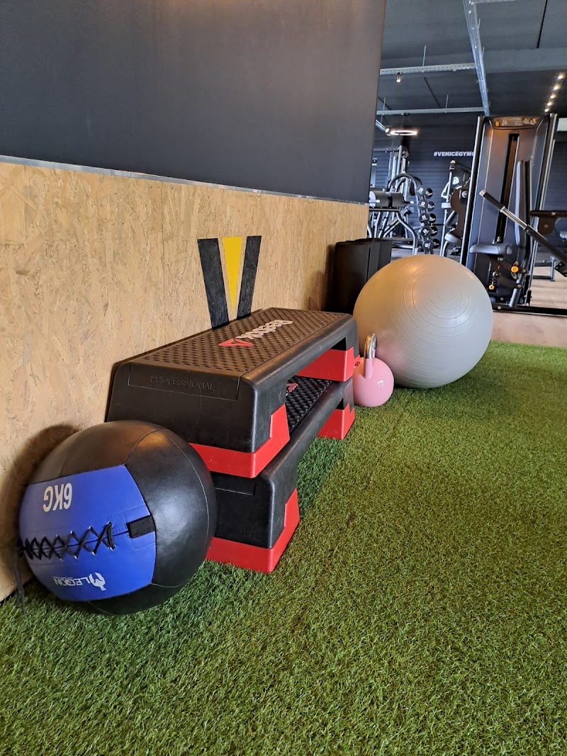 VENICEGYM CARNOULES