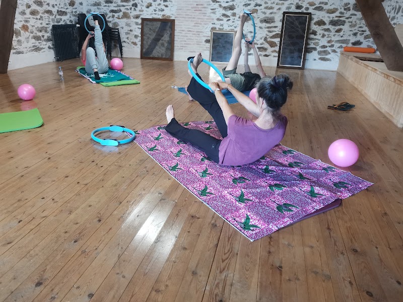 Pilates Moutiers Les Mauxfaits, Julie Béguin, Masseur-kinésithérapeute DE