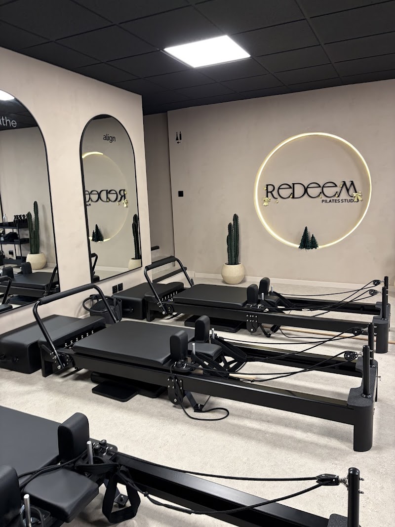 Studio de Pilates Reformer - Redeem - 95