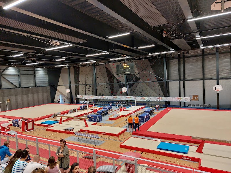 Complexe sportif Pierre-Mazeaud - Photo 1