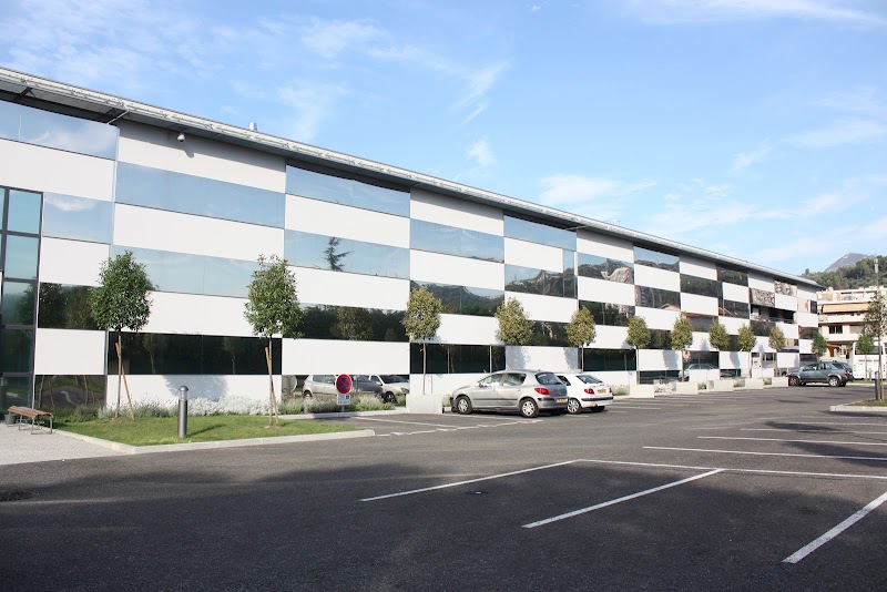 Palais Des Sports De La Trinité