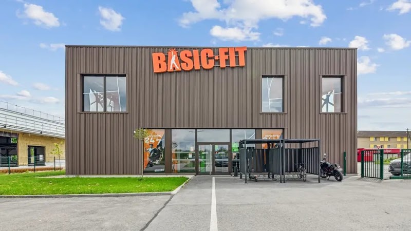 Basic-Fit 24/7 - Photo 1