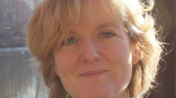 Frédérique Leroyer : Coach de vie spécialiste de l'hypersensibilité - Yoga & Qoya