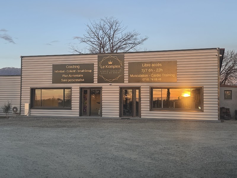 Le Komplex