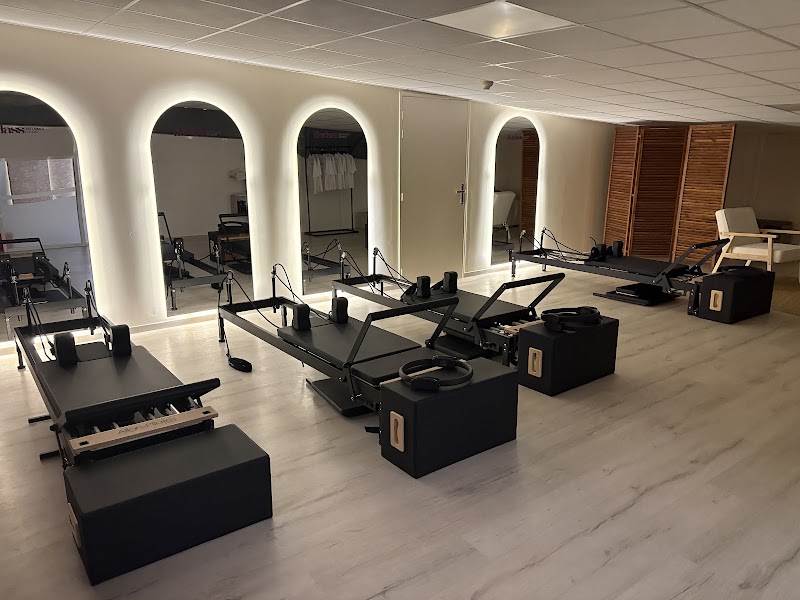 Badass Reformer Studio