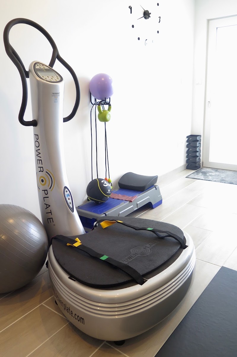 Studio "ESPRIT GYM' BY NADIA" avec POWER PLATE
