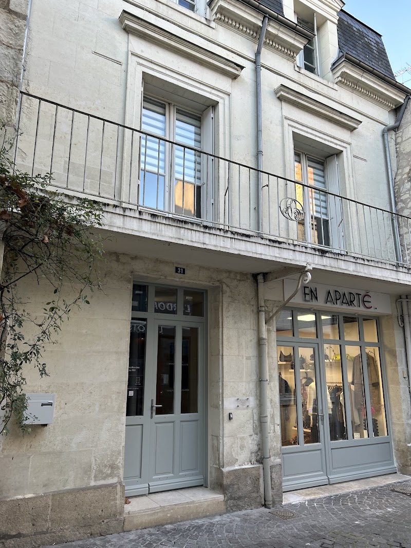 En Aparté Chinon, Massages - Yoga et Boutique