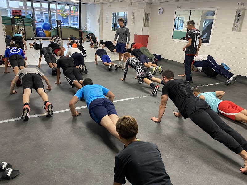 Dojo Olympique Et Sportif Académie d’Arts Martiaux - MMA, Boxe, JJB
