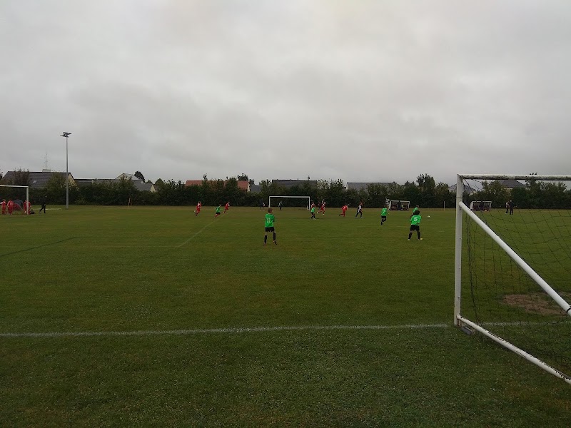 Neuville Sports Football