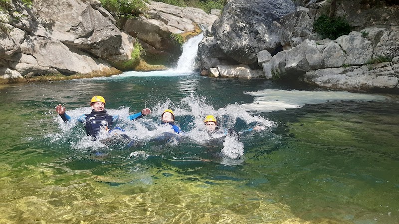 ADRENALINE 06 - Canyoning Gorges du Loup
