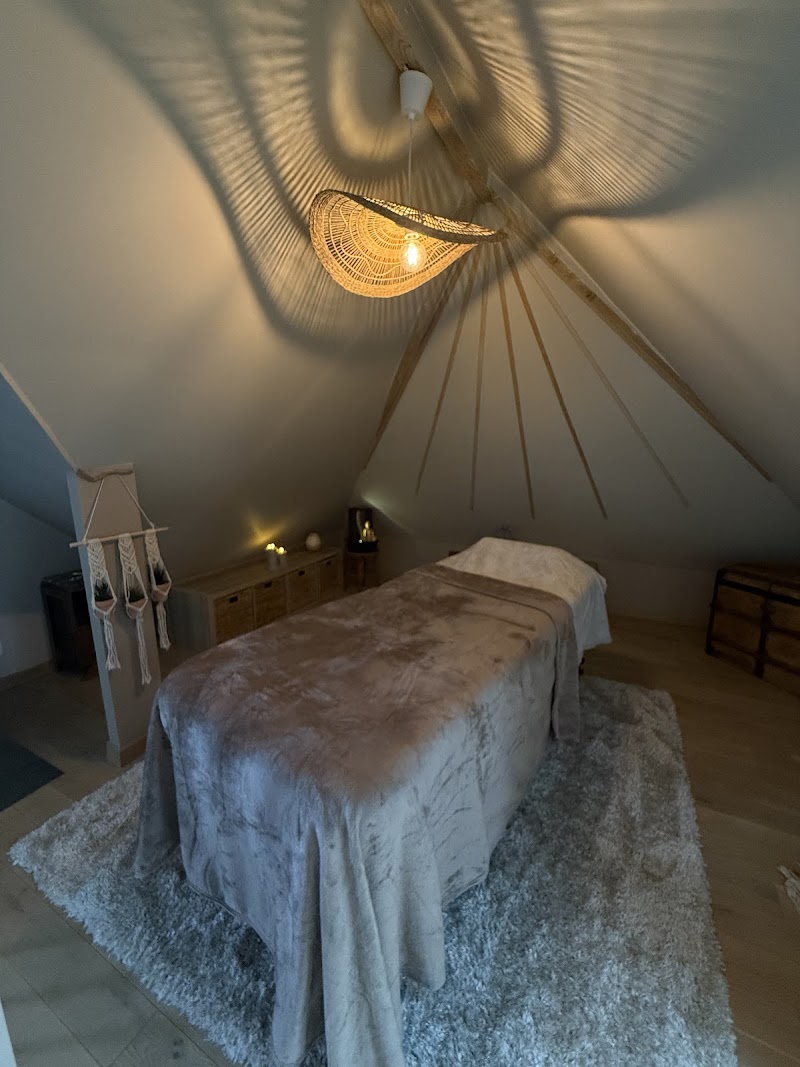 Lydie - Coaching sportif, massages, ENM , Points Trigger, EFT