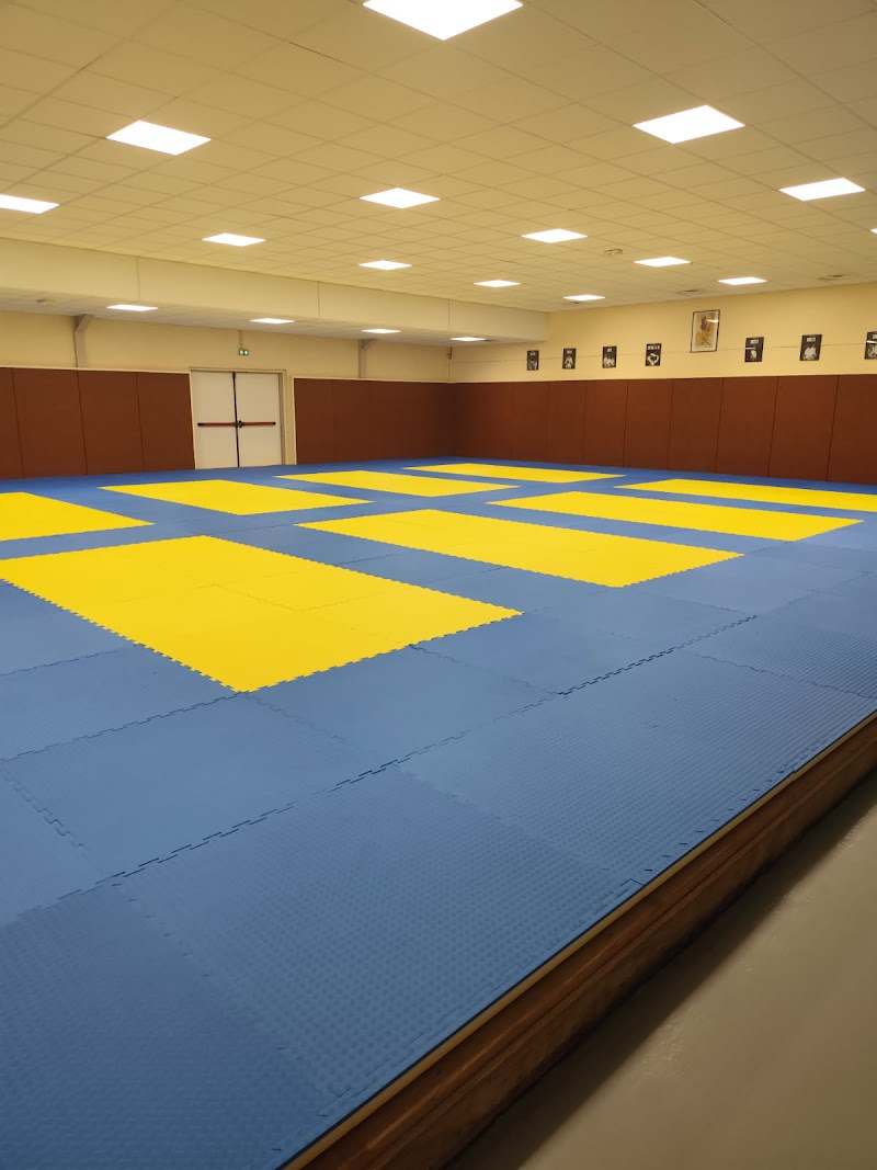 Dojo Salle Robert Amory : Arts Martiaux Thourottois et Boxing Club Thourottois